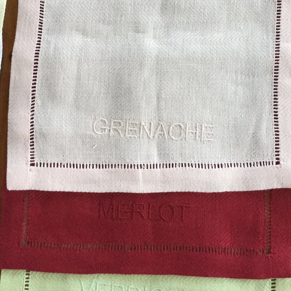 Anichini Embroidered Wine-Varietal Linen Napkins - Set of 6 - in packaging